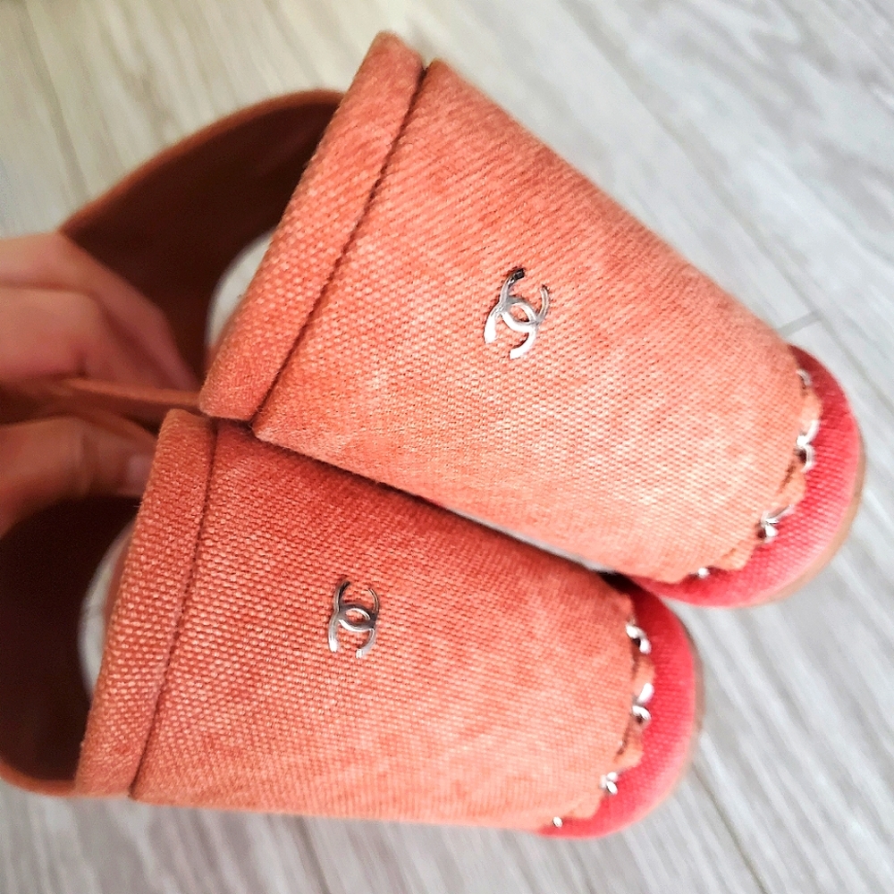 Chanel Wedge